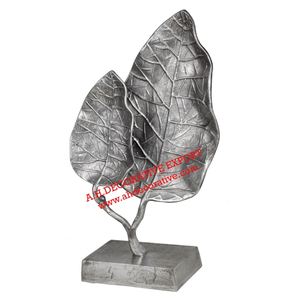 Décoration de table en métal plaqué or moderne de luxe de haute qualité Sculpture de bureau Showpiece - Product Image 6