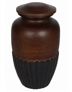 Urna de cremación clásica de madera - Product Image 1