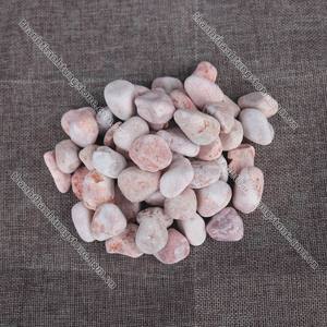 Pierre concassée de galets de granit rose à gros grains naturels vietnamiens - Product Image 2