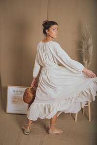 Nouvelle arrivée, robe longue en lin pour femme, design tendance et à la mode, couleur blanche, tissu crêpe, col rond, manches longues - Product Image 4