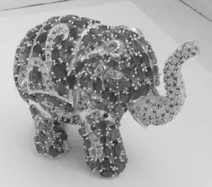 Elefante de plata