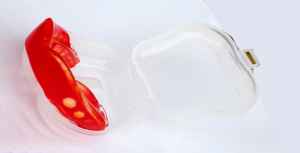 Protège-dents en silicone de haute qualité pour adultes protège-dents pour la boxe, le football, le hockey et le sport. - Product Image 4