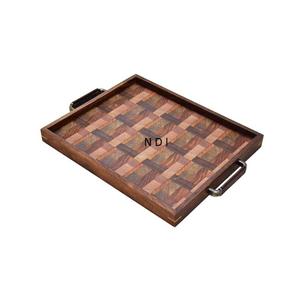 Bandeja de madera decorativa hecha a mano personalizada de alta venta hogar cocina Catering uso bandeja para servir alimentos - Product Image 1