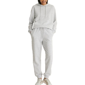 Conjunto deportivo de dos piezas con diseño de camuflaje personalizado, sudadera lisa para mujer, traje de jogging, ropa deportiva para mujer. - Product Image 6