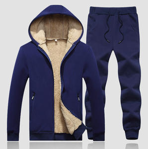 OEM Survêtement chaud pour hommes avec fermeture éclair nouveau design personnalisé uniforme scolaire teint en plaine pour l'hiver nouveau style uniforme scolaire personnalisable - Product Image 3