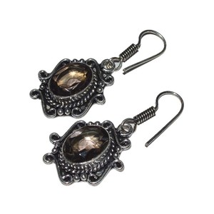 รับ Earing รูปไข่เหลี่ยมเพชรพลอยออนไลน์: ต่างหูรูปไข่สโมคกี้ - Product Image 1