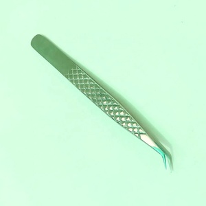 แหนบต่อขนตาคุณภาพสูง ขัดเงาแบบกระจก แหนบสแตนเลสอย่างดี ใช้ได้ยาวนาน - Product Image 5