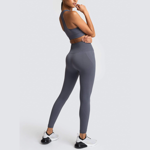 Ensemble de sport et de fitness OEM sans couture : soutien-gorge et legging ajourés pour femmes/filles - Product Image 5
