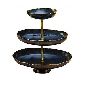 Soporte de pastel de Metal de tres niveles de diseñador, soporte de pastel hecho a mano de calidad Superior, soporte de pastel nuevo de lujo clásico con estilo al por mayor - Product Image 1