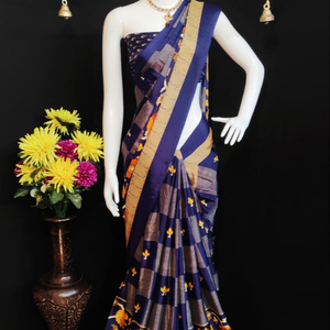 Dernier saree moderne en coton et soie de travail imprimé numériquement pour festivals avec chemisier non cousu Couleur bleue Vêtements pour femmes au meilleur prix - Product Image 1