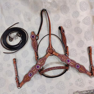 Y & Z Juego de Riendas de cuello de pecho de cuero de alta calidad y calidad superior Sillines occidentales Precio al por mayor Uso ecuestre de caballos - Product Image 1