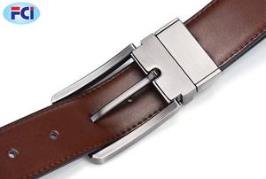 Ceinture en cuir véritable pour hommes pour les affaires commerciales Boucle rotative en alliage de qualité Style de mode Utilisation double face - Product Image 6