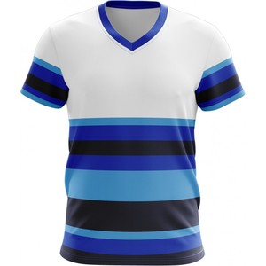 Camiseta Deportiva de Manga Corta para Hombre, con Patrón Geométrico Rojo, Azul y Blanco, con Logotipo en la Parte Delantera, Corte Regular, Transpirable, de Poliéster Tejido - Product Image 3