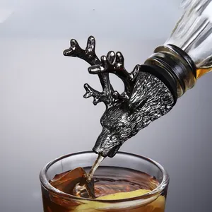 3D dekorative kreative Fabrik benutzer definierte Tierform Weinbe lüfter Falken scheibe Weinbe lüfter Weinaus gießer