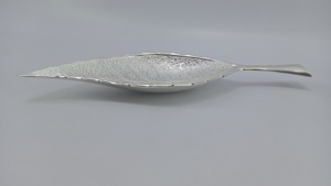 Bandeja de servir plateada con forma de hoja, artículo de decoración para el hogar y la mesa, artículo de regalo, bandeja para frutos secos - Product Image 4