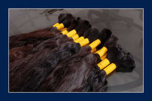 Extensions de cheveux Remy noirs naturels en vrac à donneur unique et perruques de l'Inde Style de vague profonde lâche - Product Image 2