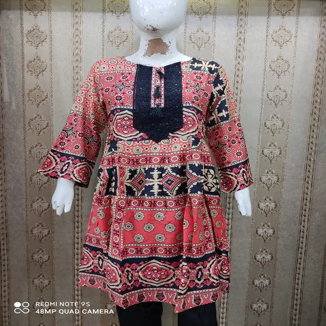 Frock Style Kurti / Pakistani Kurti/ Ladies lenin kurti