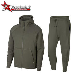Survêtement Oem Logo personnalisé Ensemble de jogging unisexe Survêtement pour hommes 100% Polyester Sportswear personnalisé - Product Image 6