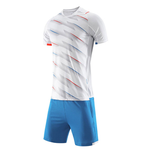 Maillot de football blanc pour homme avec short bleu, imprimé géométrique, polyester respirant, manches courtes, col rond, coupe athlétique, toutes saisons - Product Image 1