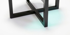 Mesa redonda de diseño antiguo con extremo de epoxi - Product Image 3