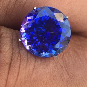 Pierre précieuse tanzanite de qualité supérieure naturelle, grade AAA+, forme ronde, certifiée IGI, coupe excellente, lot par Sadiya International - Product Image 4
