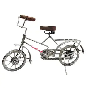دراجة هوائية مصنوعة يدويًا بتصميم عتيق, دراجة هوائية مصغرة من الحديد المطاوع ، قطعة دراجات للزينة