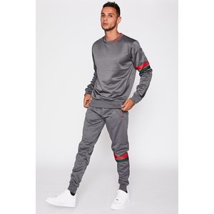 Sweat-shirt d'hiver à col rond avec logo personnalisé OEM 100% polyester jogger survêtement unisexe uni pour l'entraînement de gymnastique ensemble de 2 pièces - Product Image 5