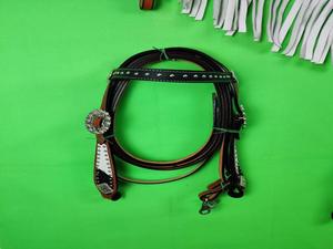 Y & Z haute qualité en cuir véritable cheval fournitures équestres selle occidentale collier de poitrine rênes ensemble disponible en gros - Product Image 5