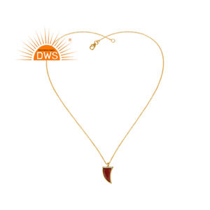 Colgante de Ónix Rojo en Forma de Cuerno con Cadena de Plata Bañada en Oro Amarillo de 14k, Proveedor de Joyería - Product Image 1