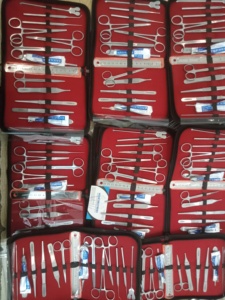 Kit de disección para estudiantes veterinarios con fuente de alimentación de maquinaria - Product Image 4