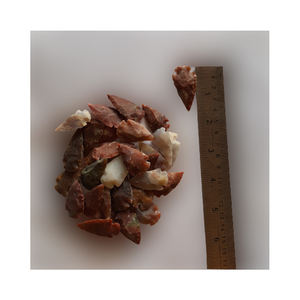 Puntas de flecha indias de piedra genuina India Puntas de flecha de ágata de 1,50 a 2,00 pulgadas Comprar a precio mayorista - Product Image 1