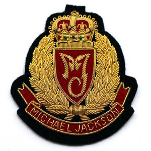 Insignes de broderie au design personnalisé sur l'écusson insigne de broderie pour vêtements insignes d'uniforme de bon matériel - Product Image 4