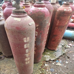 40 Liter Empty Unitor Acetylene Cylinder - Product Image 1