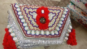 กระเป๋าคลัทช์สำหรับงานกลางคืนลายเสือดาวประดับลูกปัดหลากสี  รักษ์โลก  ทำมือ  หรูหรา  ทันสมัย  เหมาะสำหรับงานปาร์ตี้ งานแต่งงาน  มีไซส์ฟรี - Product Image 2