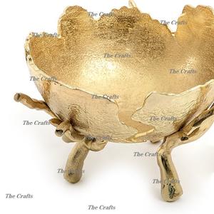 Bestest Design Tuercas Tazón para servir en acero inoxidable Tazón decorativo de color dorado con bandeja de madera a bajo precio - Product Image 4