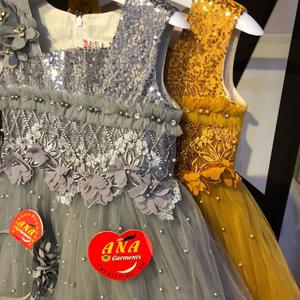 ชุดเดรสยาวถึงเข่าสำหรับเด็กผู้หญิงชุดกระโปรงยาวถึงเข่าผ้าคอตตอนแฟนซีทรงผมประดับเลื่อมสไตล์ยอดนิยมสำหรับฤดูใบไม้ผลิ - Product Image 3