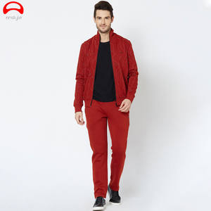 ชุดกีฬากันหนาวสำหรับผู้ชายชุดวอร์มพิมพ์ลายเป็นมิตรต่อสิ่งแวดล้อมชุดวิ่งเล่นกีฬาของผู้ชายโลโก้ได้ตามต้องการ - Product Image 3