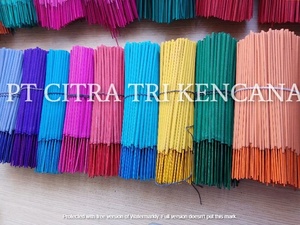 ธูปอินทรีย์ขายส่งผงสีแดง JOSS/AGARBATTHI/JIGGIT/LITSEA GLUTINOSA วัตถุดิบสำหรับส่งออกธูปไปยังอุทัยปุระอินเดีย - Product Image 5