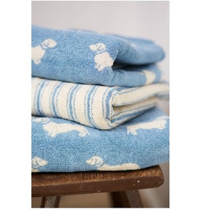 Serviettes de bain en éponge de couleur unie 80x160cm 550 GSM gaufré en peluche surdimensionné brodé biodégradable de haute qualité durable - Product Image 1