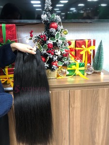 Extensions de cheveux humains brésiliens droits crépus vierges non traités tissage de cheveux Remy alignés sur les cuticules - Product Image 3