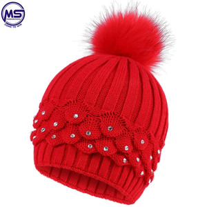 Tu propio gorro de secado rápido para mujer, hecho por paquistaní, elástico, en invierno - Product Image 5