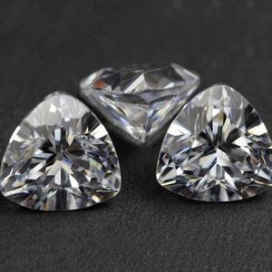 Piedras Preciosas de Cuarzo Cristal Natural de 10 mm, Corte Trillón Facetado, Precio al por Mayor, Piedras Sueltas para Joyería, Proveedor en Línea - Product Image 1
