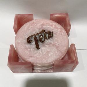 Lametierartz Ensemble de sous-verres avec logo personnalisé Beaux sous-verres en résine dans différents modèles et couleurs pour un usage domestique - Product Image 2