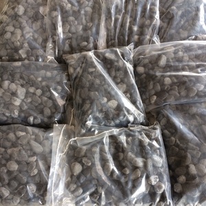 Piedra de guijarro negro sin pulir Adoquín de rocas caídas naturales para decoración de paisajes y jardines - Product Image 5