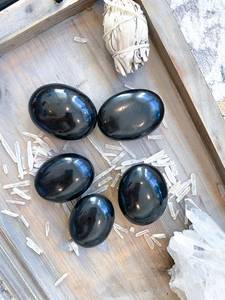 Piedra de Palma de Turmalina Negra de Alta Calidad, Tallada, Feng Shui, Origen Europeo, Ágata Alfazal, Regalo - Product Image 3