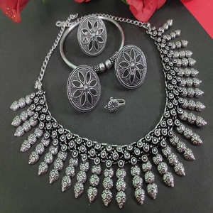 ที่ไม่ซ้ำแฟนซีออกซิไดซ์ Choker ต่างหูสร้อยข้อมือและแหวนนิ้วมือชุดคำสั่งผสมสำหรับ Navratri ราคาต่ำ M สร้าง - Product Image 4