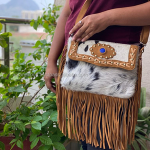 Bolso de mano de piel de vaca, bandolera única - Product Image 3