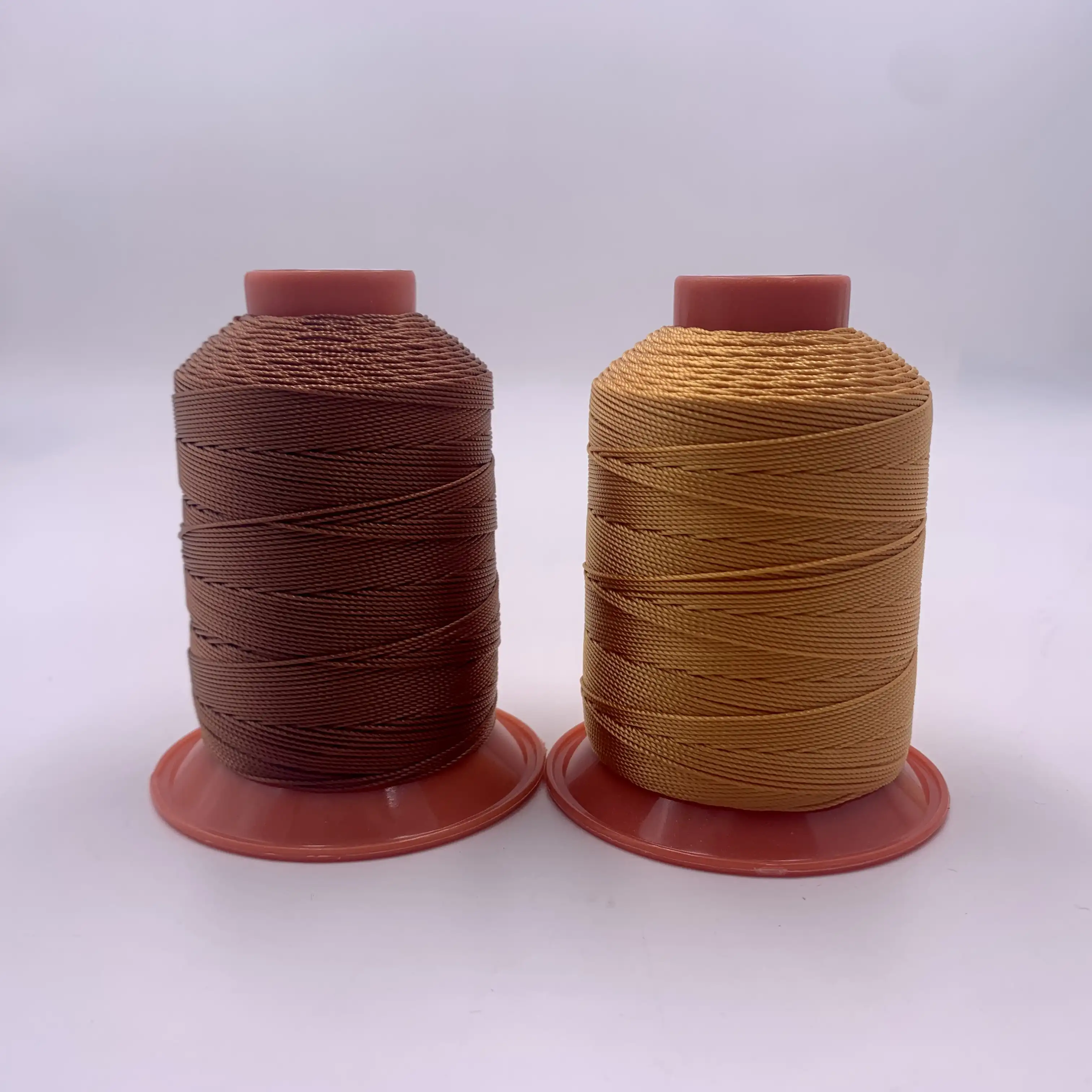 Thấp MOQ 100% Nylon Sewing Thread 210D/3 280D/3 Nguyên Trắng Và Nhuộm Cho Giày Ngoại Quan Chủ Đề