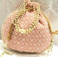 Haute qualité luxe lourd brodé perle Potli sacs pour femmes faveur de mariage soirée embrayages poignet sacs pour cadeaux de retour