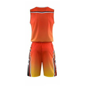 Ensemble de vêtements de basketball personnalisés de haute qualité, anti-bactérien, anti-UV, respirant, impression de logo personnalisé, prix bas, grandes tailles - Product Image 6